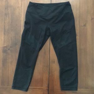 Zella Cropped Leggings